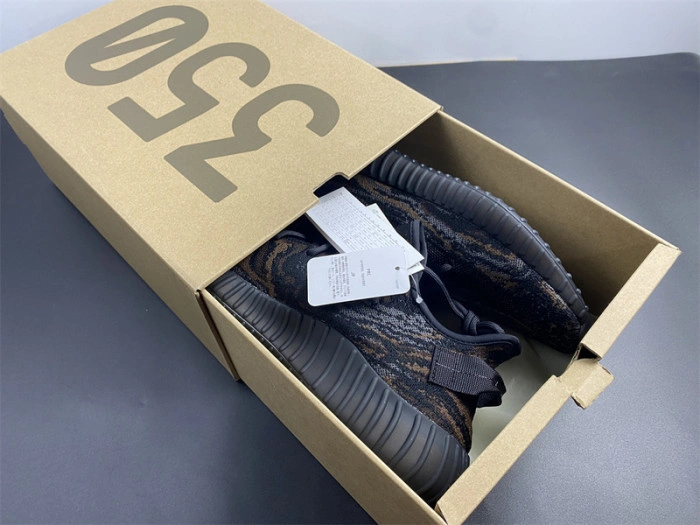 ADIDAS  Yeezy Boost 350 V2 MX Rock GW3774