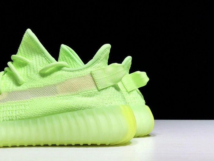 ADIDAS YEEZY BOOST 350 V2 “Glow in the dark”EG5293