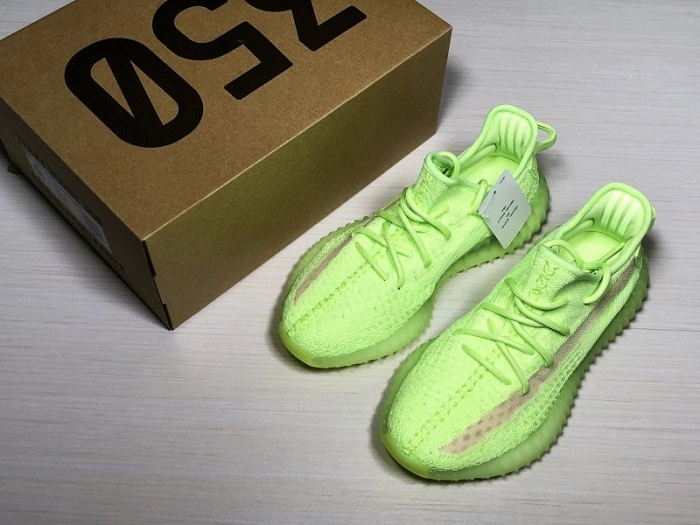 ADIDAS YEEZY BOOST 350 V2 “Glow in the dark”EG5293