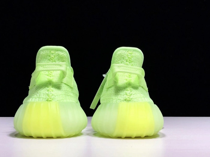 ADIDAS YEEZY BOOST 350 V2 “Glow in the dark”EG5293