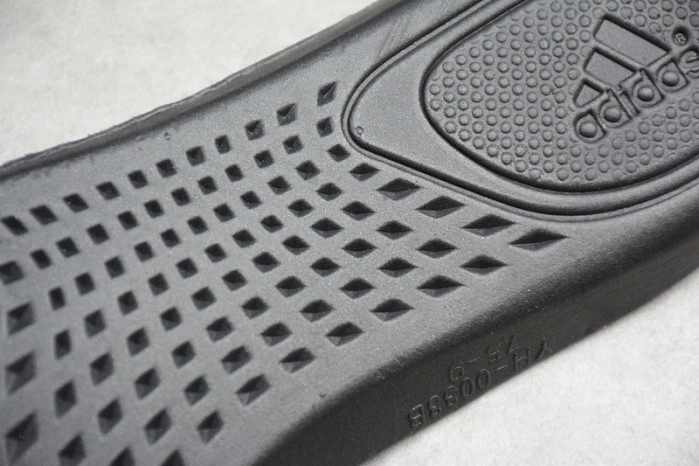 ADIDAS YEEZY BOOST 380 “BLACK” FB7876