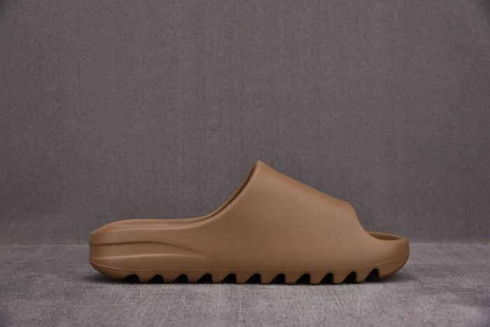 ADIDAS YEEZY SLIDE Core G55492