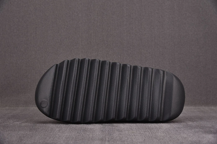 ADIDAS YEEZY SLIDE Onyx HQ6448