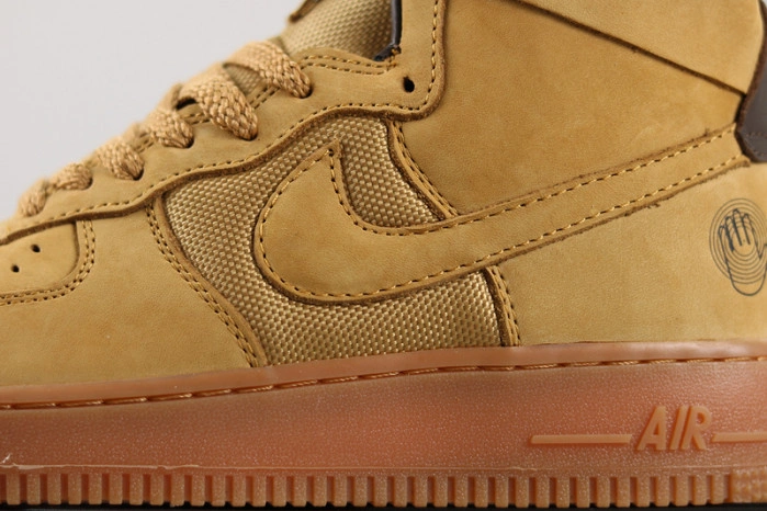 AIR FORCE 1 HIGH BOBBITO MAC N CHEESE 318431-771