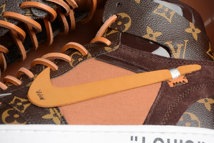 AIR JORDAN 1 O-W -LouiV AQ0818-158 (WITH CASE)