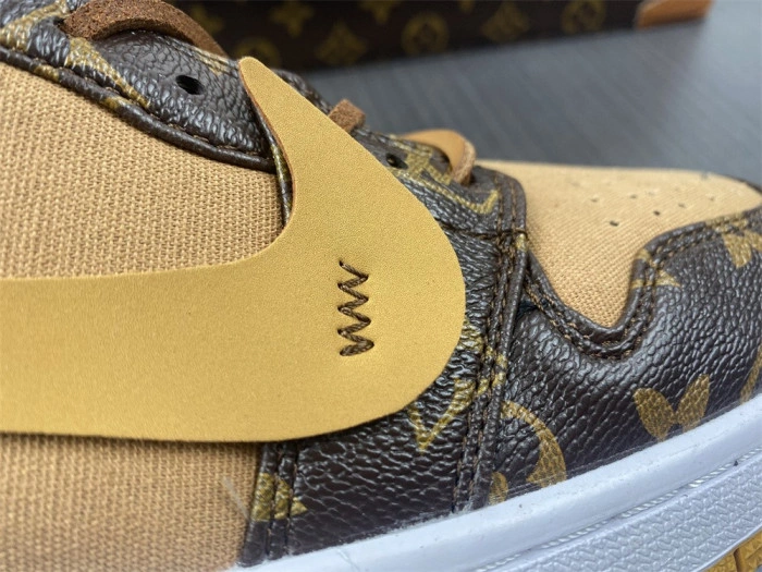 AIR JORDAN 1 O-W -LouiV Low Top (WITH CASE)