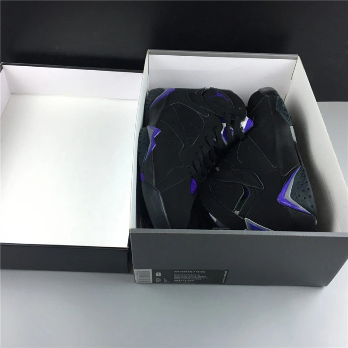AIR JORDAN 7 RETRO RAY ALLEN BUCKS 304775-053