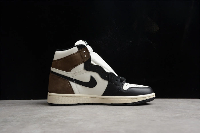 AIR Jordan 1 Retro High Dark Mocha 555088-105