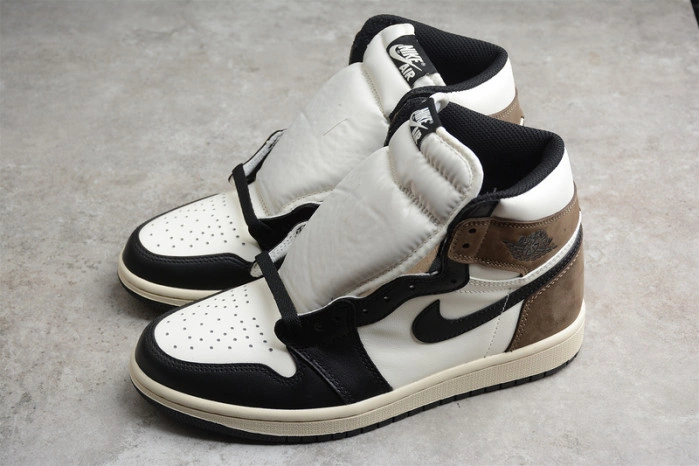AIR Jordan 1 Retro High Dark Mocha 555088-105