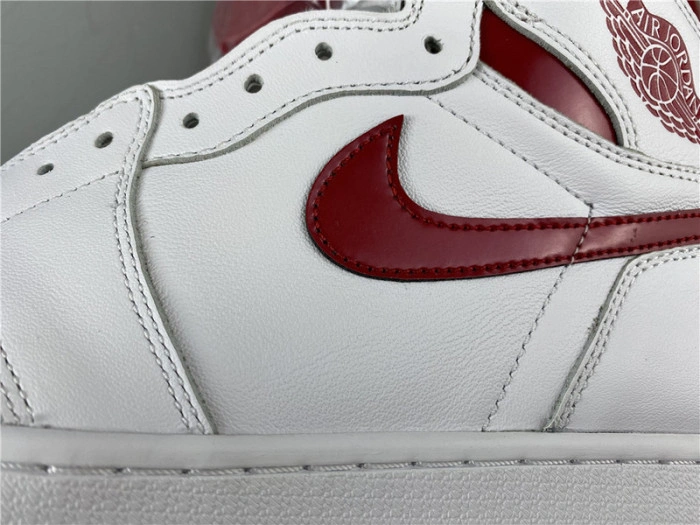 AIR Jordan 1 Retro Metallic Red (2017) 555088-103