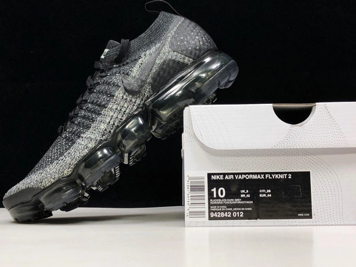AIR VAPORMAX 2 BLACK DARK GREY 942842-012
