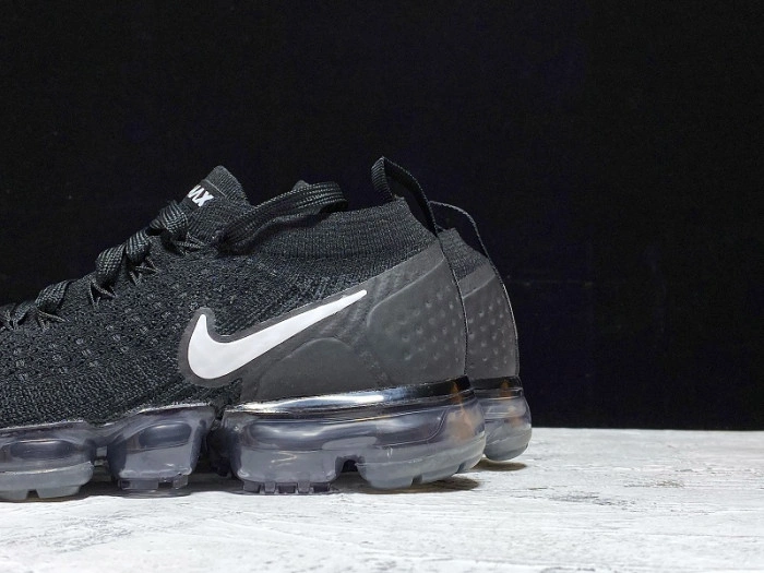 AIR VAPORMAX 2 BLACK WHITE 942842-001