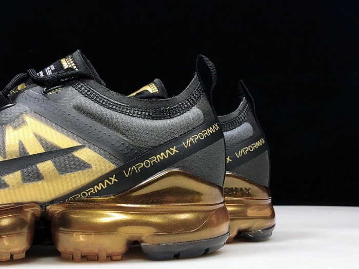 AIR VAPORMAX 2019 BLACK METALLIC GOLD AR6631-002