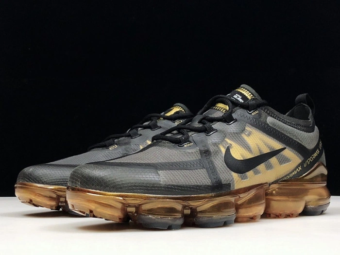 AIR VAPORMAX 2019 BLACK METALLIC GOLD AR6631-002