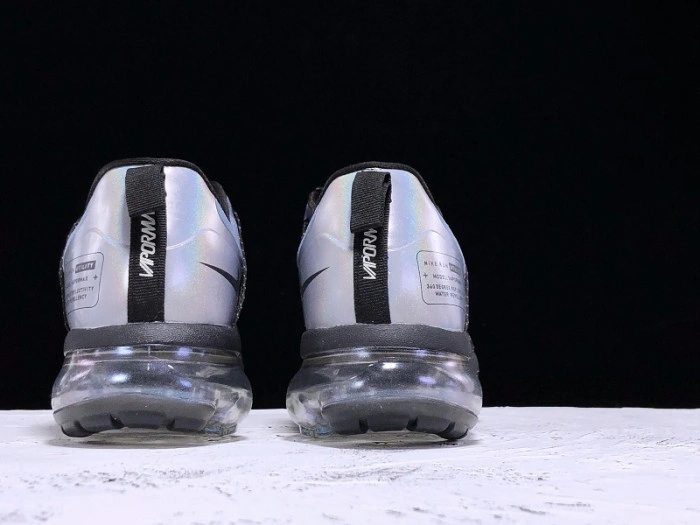 AIR VAPORMAX RUN UTILITY BLUE DUSK AQ8810-400