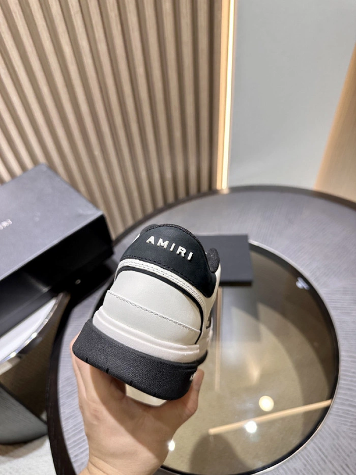 AMIRI CLASSIC SNEAKERS