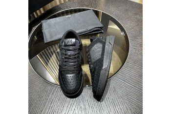AMIRI CLASSIC SNEAKERS