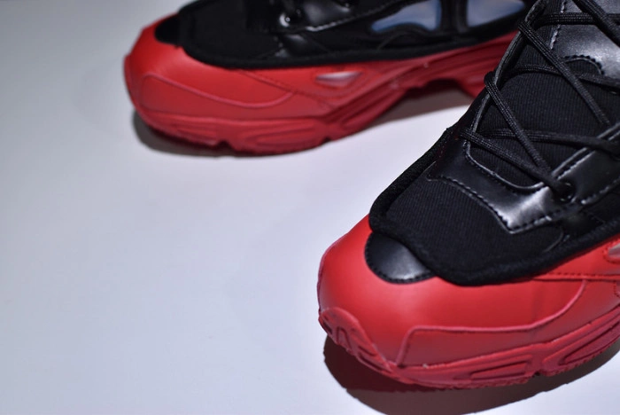 Adidas  Ozweego 3 Raf Simons Black Scarlet  DA8775