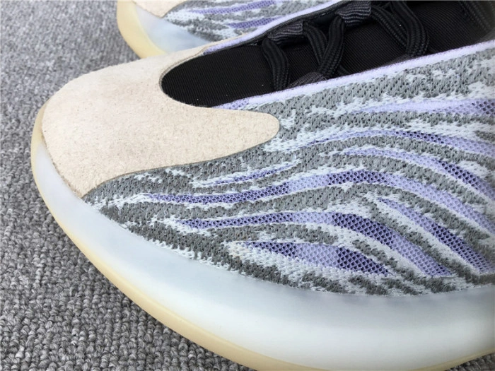 Adidas  YZY QNTM (Lifestyle Model) Q46473