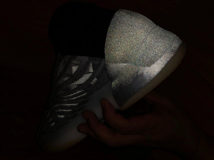 Adidas  YZY QNTM (Lifestyle Model) Q46473