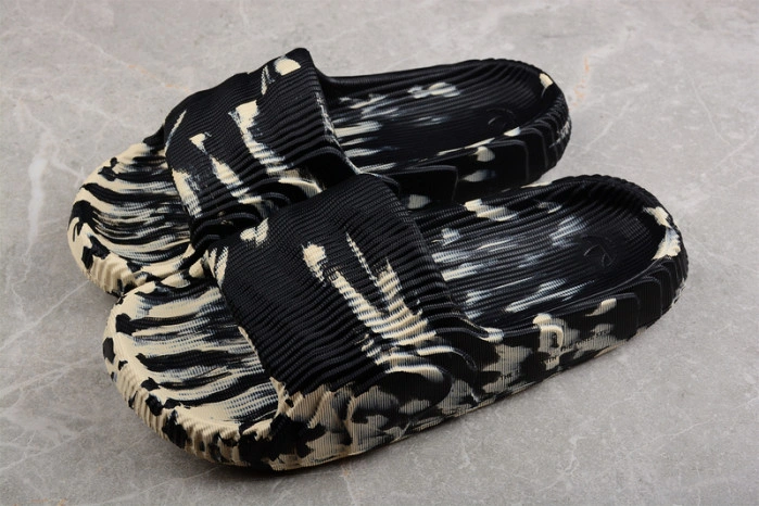 Adidas Adilette 22 Slides Black Grey GX6947