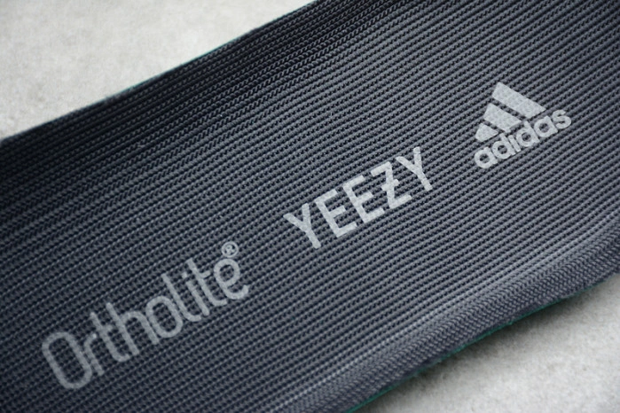 Adidas Yeezy 700 V3 Azael Glow in the Dark FW4980