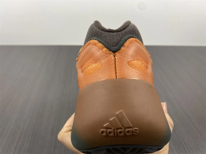 Adidas Yeezy 700 V3 Copfad GY4109