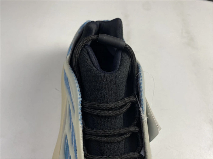 Adidas Yeezy 700 V3 GY0260