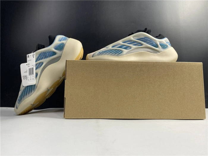 Adidas Yeezy 700 V3 GY0260