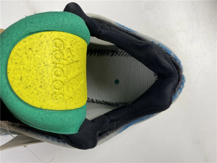 Adidas Yeezy 700 V3 GY0260