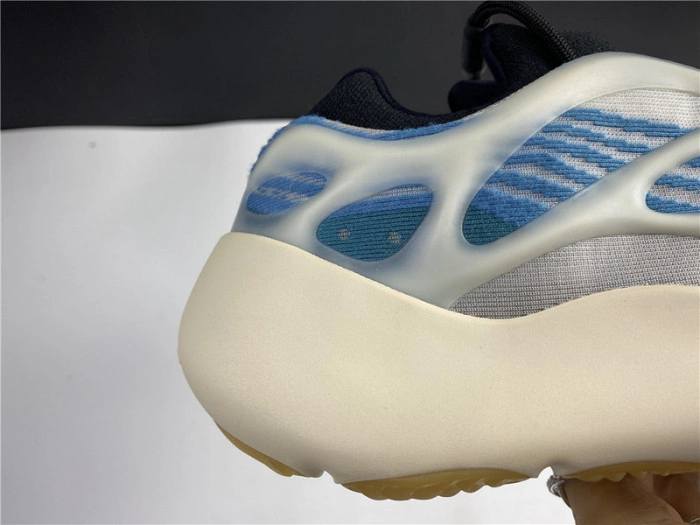 Adidas Yeezy 700 V3 GY0260