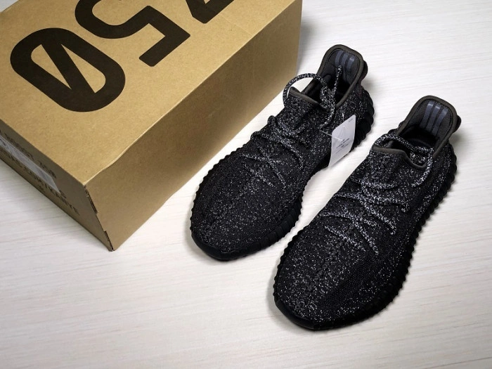 Adidas Yeezy Boost 350 V2 'Black Reflective'  FU9007