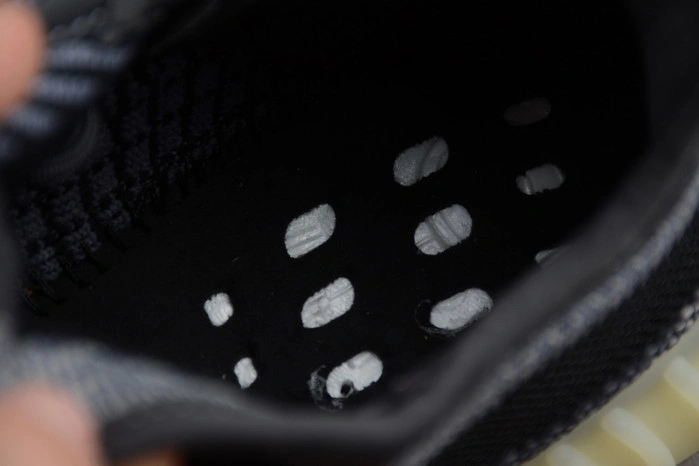 Adidas Yeezy Boost 350 V2 Asriel FZ5000