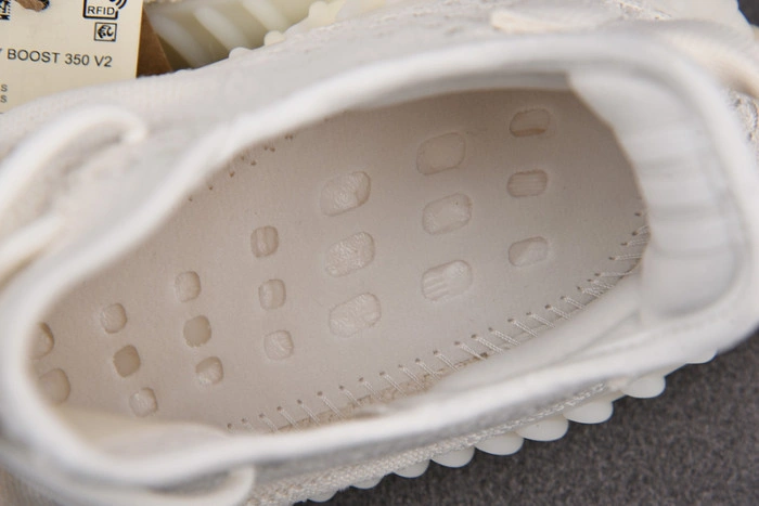 Adidas Yeezy Boost 350 V2 Bone HQ6316