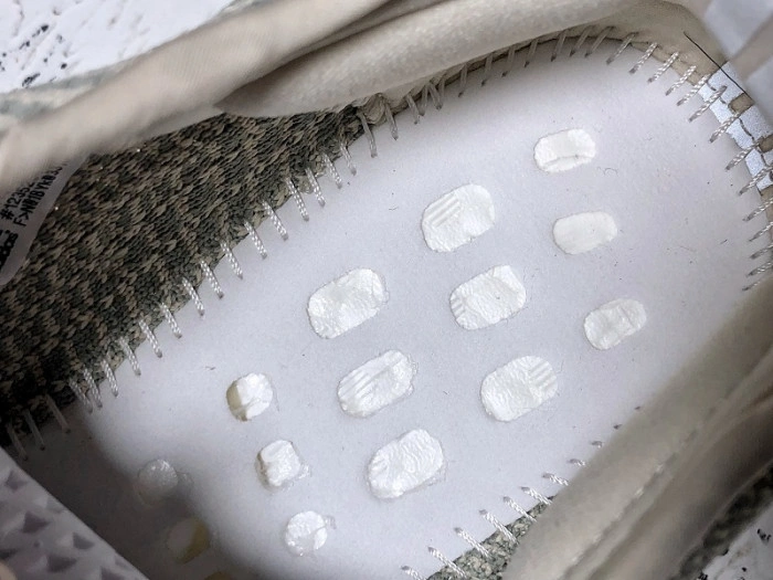 Adidas Yeezy Boost 350 V2 Citrin (Non-Reflective)  FW3042