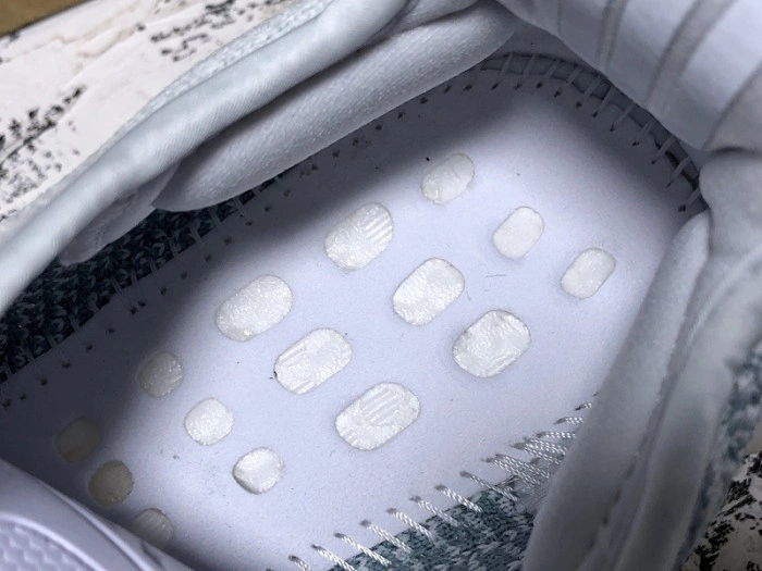 Adidas Yeezy Boost 350 V2 Cloud White (Non-Reflective)  FW3043