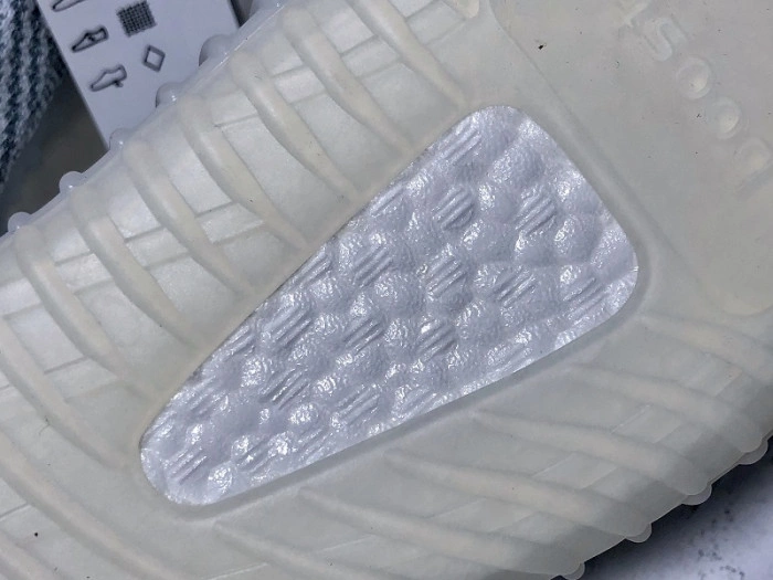 Adidas Yeezy Boost 350 V2 Cloud White (Reflective)  FW5317