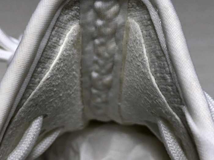 Adidas Yeezy Boost 350 V2 EG7962
