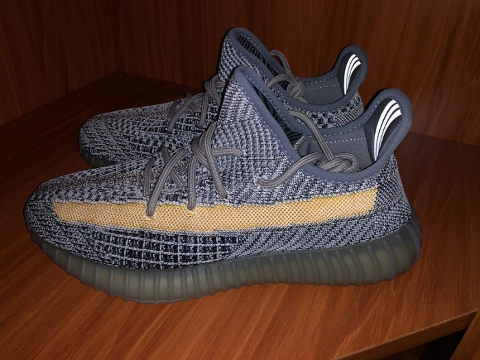 Adidas Yeezy Boost 350 V2 "Ash Blue" GY7657