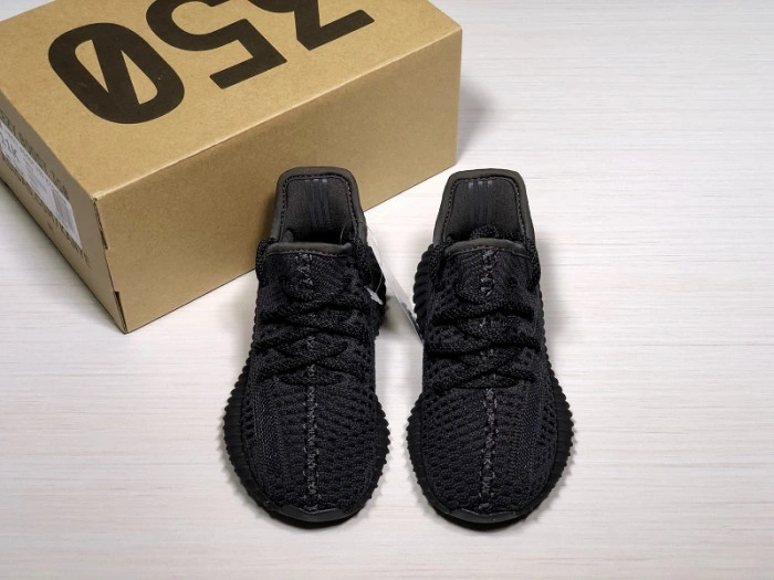 Adidas Yeezy Boost 350 V2 in Black FU9006 Kids