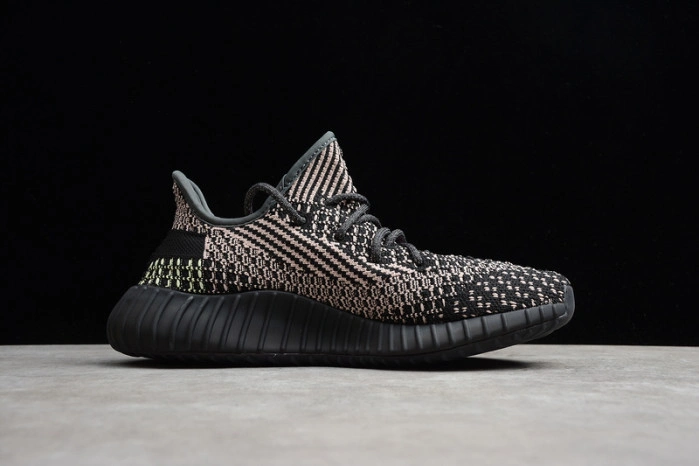 Adidas Yeezy Boost 350 V2“ Yecheil” FW5190