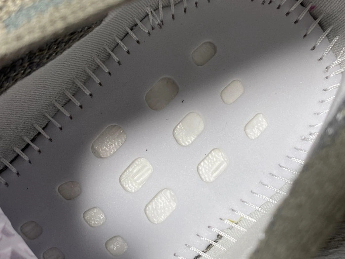 Adidas Yeezy Boost 380 Mist Earthly  Reflective FX9846