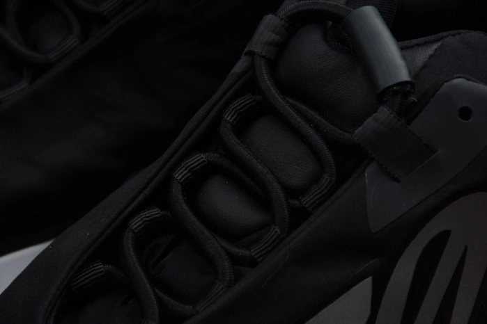 Adidas Yeezy Boost 700 MNVN Black And White  FV4445