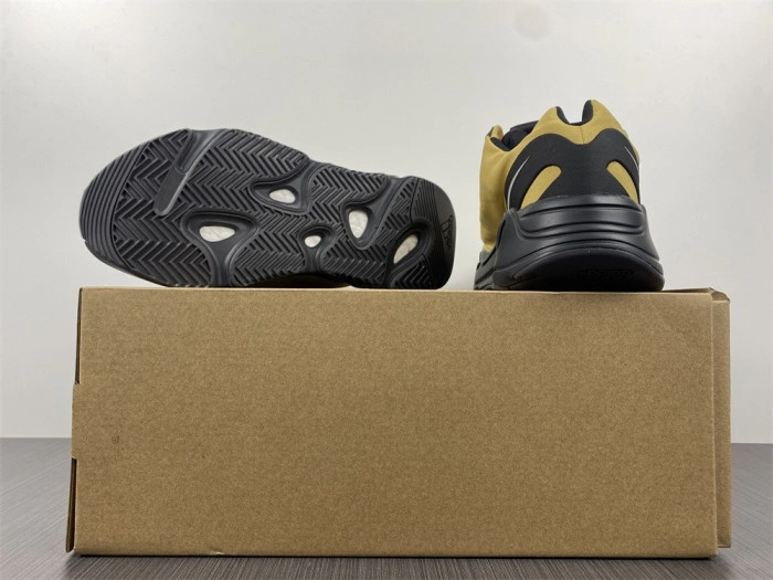 Adidas Yeezy Boost 700 MNVN Honey Flux GZ0717