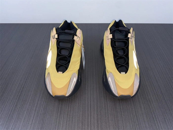 Adidas Yeezy Boost 700 MNVN Honey Flux GZ0717