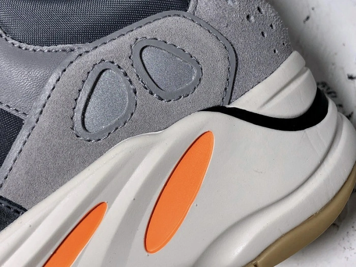 Adidas Yeezy Boost 700 Magnet  FV9922