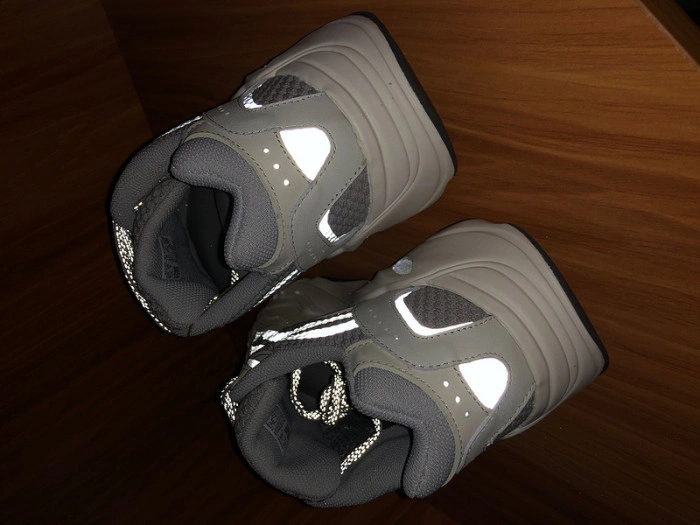 Adidas Yeezy Boost 700 V2 Cream GY7924