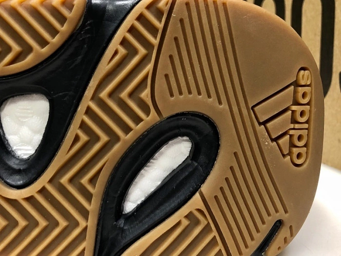 Adidas Yeezy Boost 700 V2 Geode EG6860
