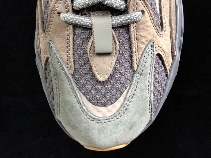 Adidas Yeezy Boost 700 V2 Geode EG6860