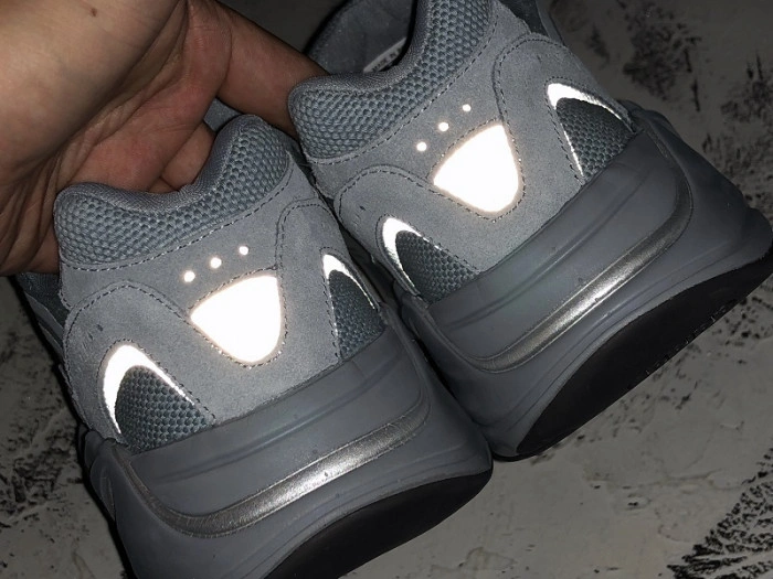Adidas Yeezy Boost 700 V2 Hospital Blue  FV84242